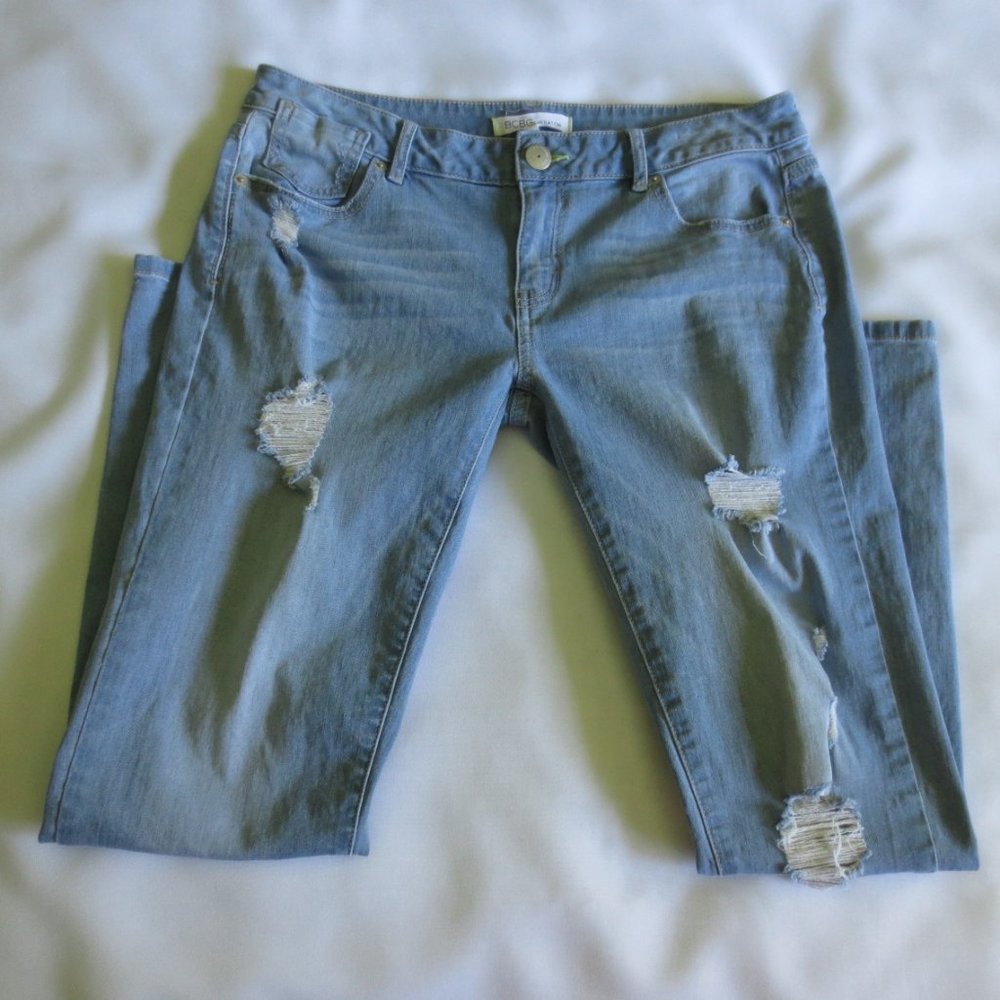 BCBGeneration DISTRESSED womens LIGHT BLUE jeans DENIM stretch SIZE 28